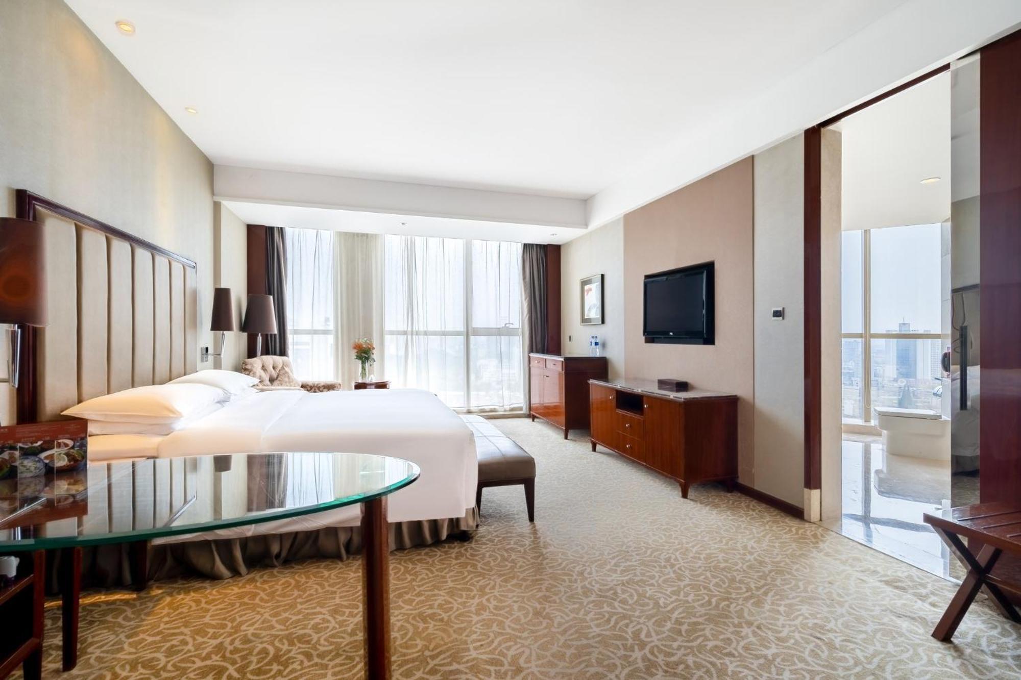 Hotel Crowne Plaza Zhenjiang By Ihg Exterior foto