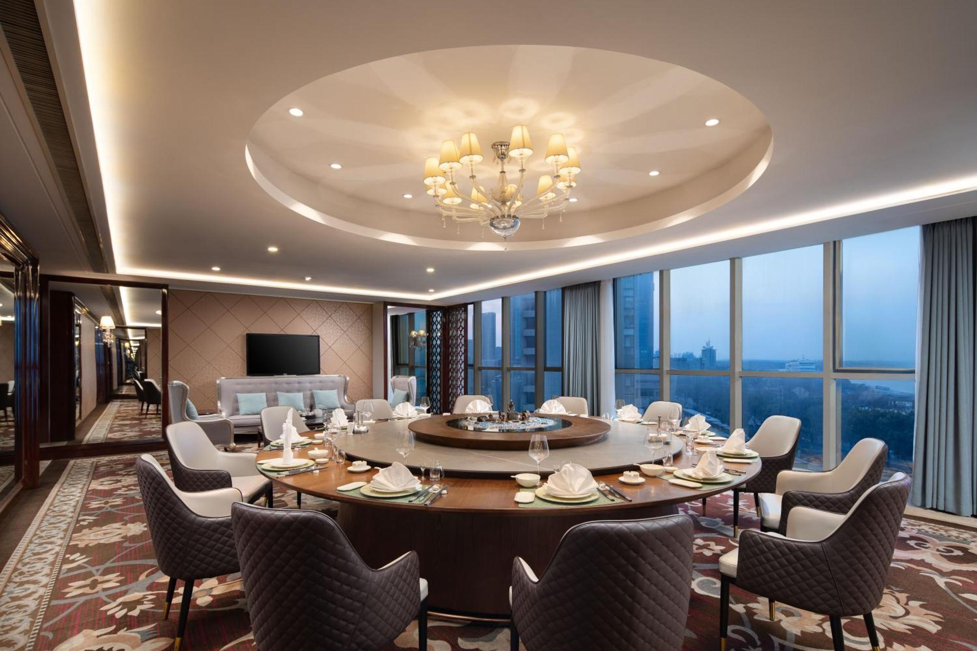 Hotel Crowne Plaza Zhenjiang By Ihg Exterior foto